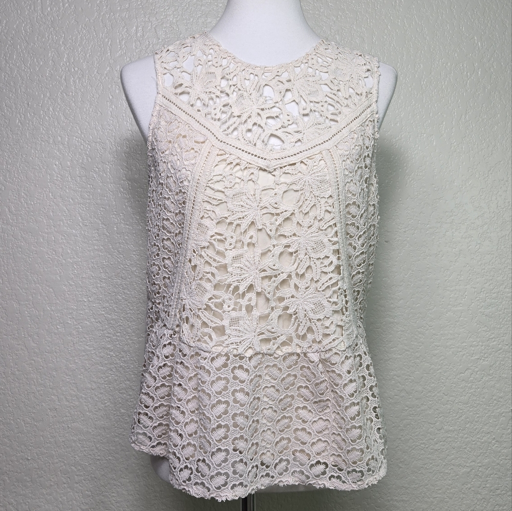 Anthropologue Tiny Elegant Cream Lace Sleeveless Top